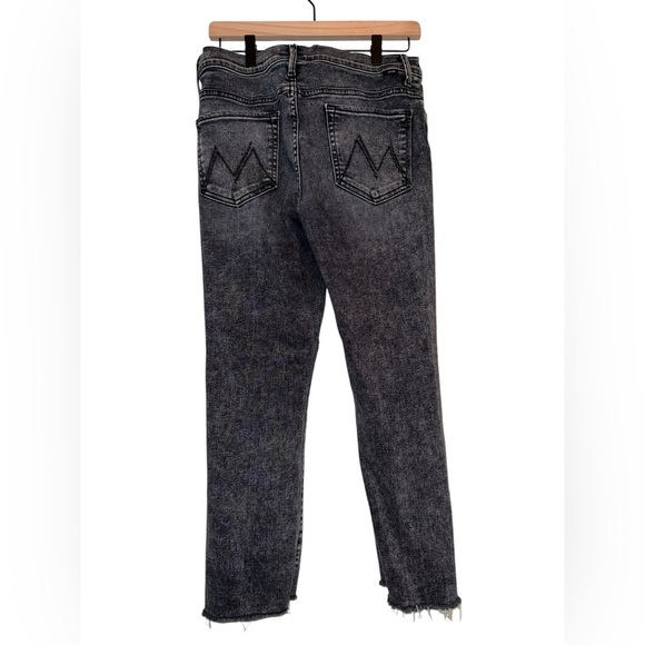 MOTHER Black Cropped Jeans - Picture 9 of 10